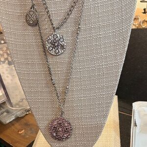 Elegant Silver Pendant Necklace